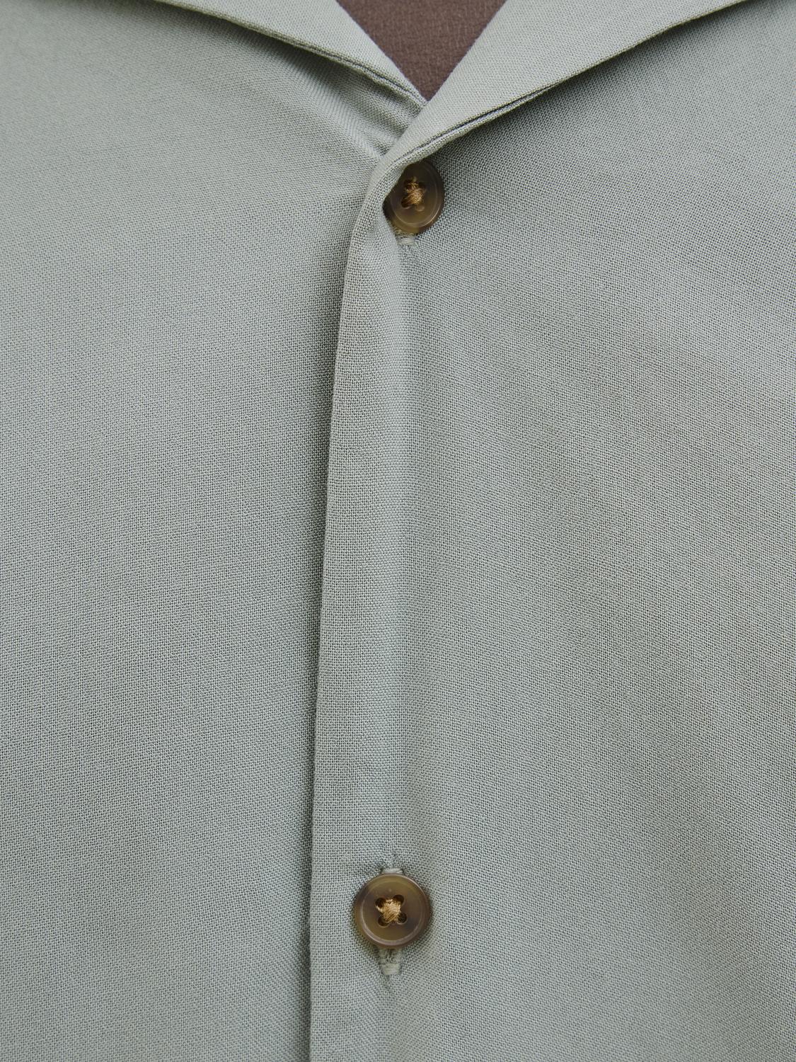 model_shot-detail